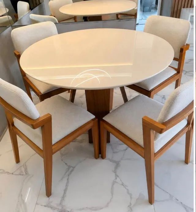 Mesa de mandeira