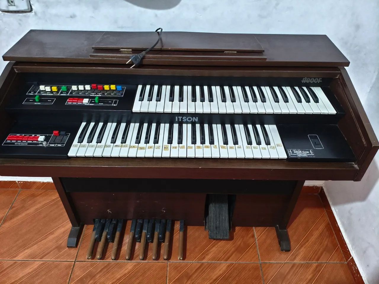 Órgão (com defeito) - Foto 4