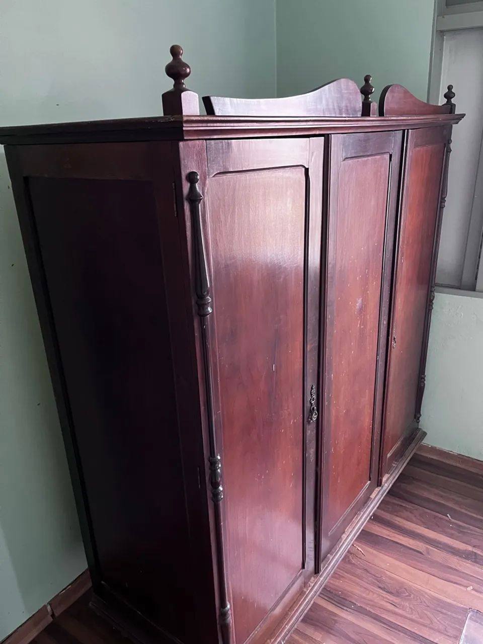 Guarda roupa antigo - Foto 4