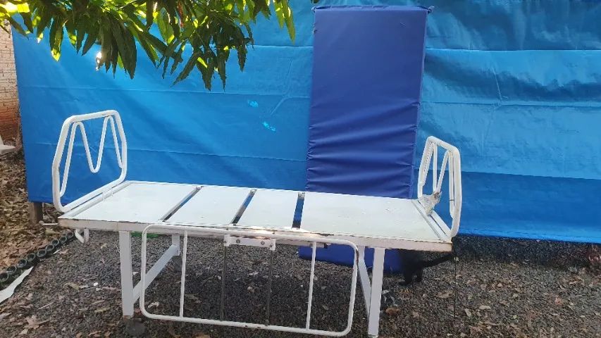 Cama branca manual hospitalar, 2 movimentos - Foto 3
