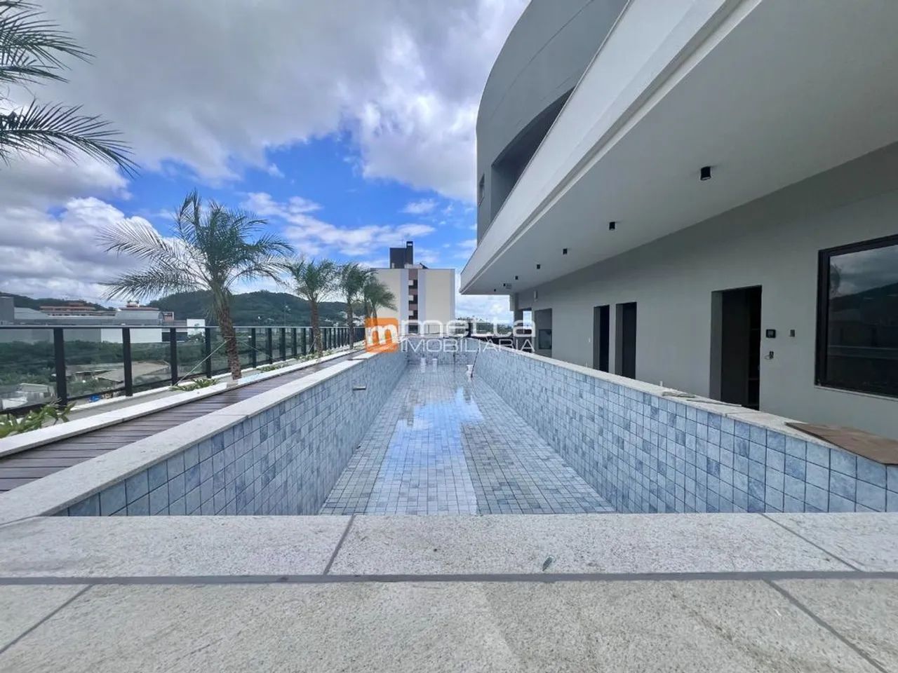 Apartamento à venda no Saco Grande com 2 vagas e lazer completo - Foto 5