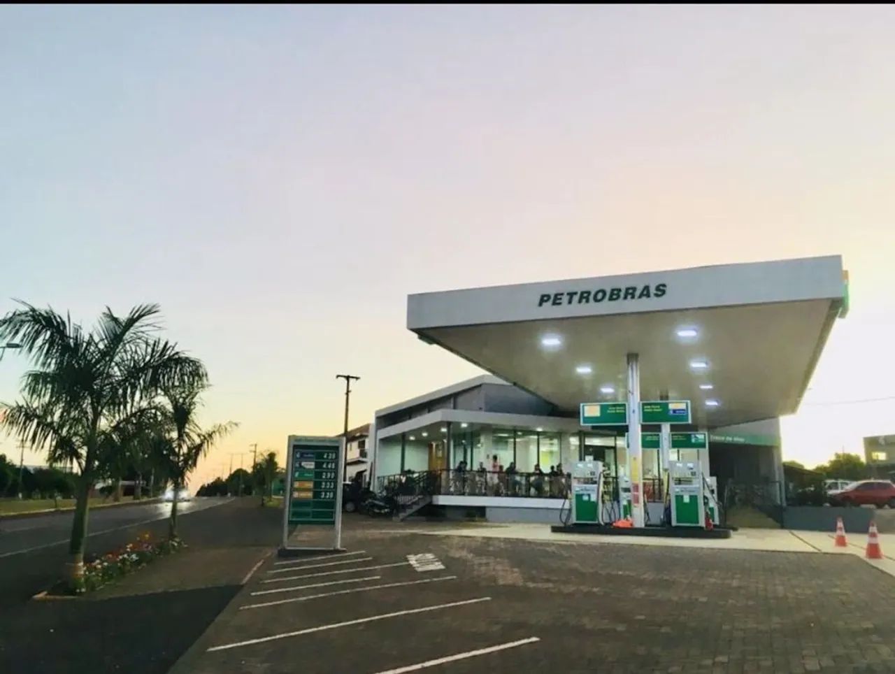 Prédio Comercial à venda, Centro, Entre Rios do Oeste - PR0010. - Foto 2