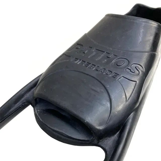 Calçadeira Pathos Para Nadadeira de Carbono Original Nova