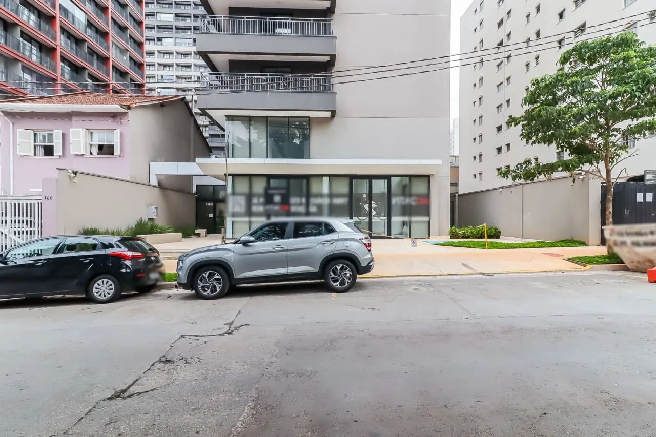 Loja na Rua Humberto I, 1005 - Loja 01 - B  284 m²