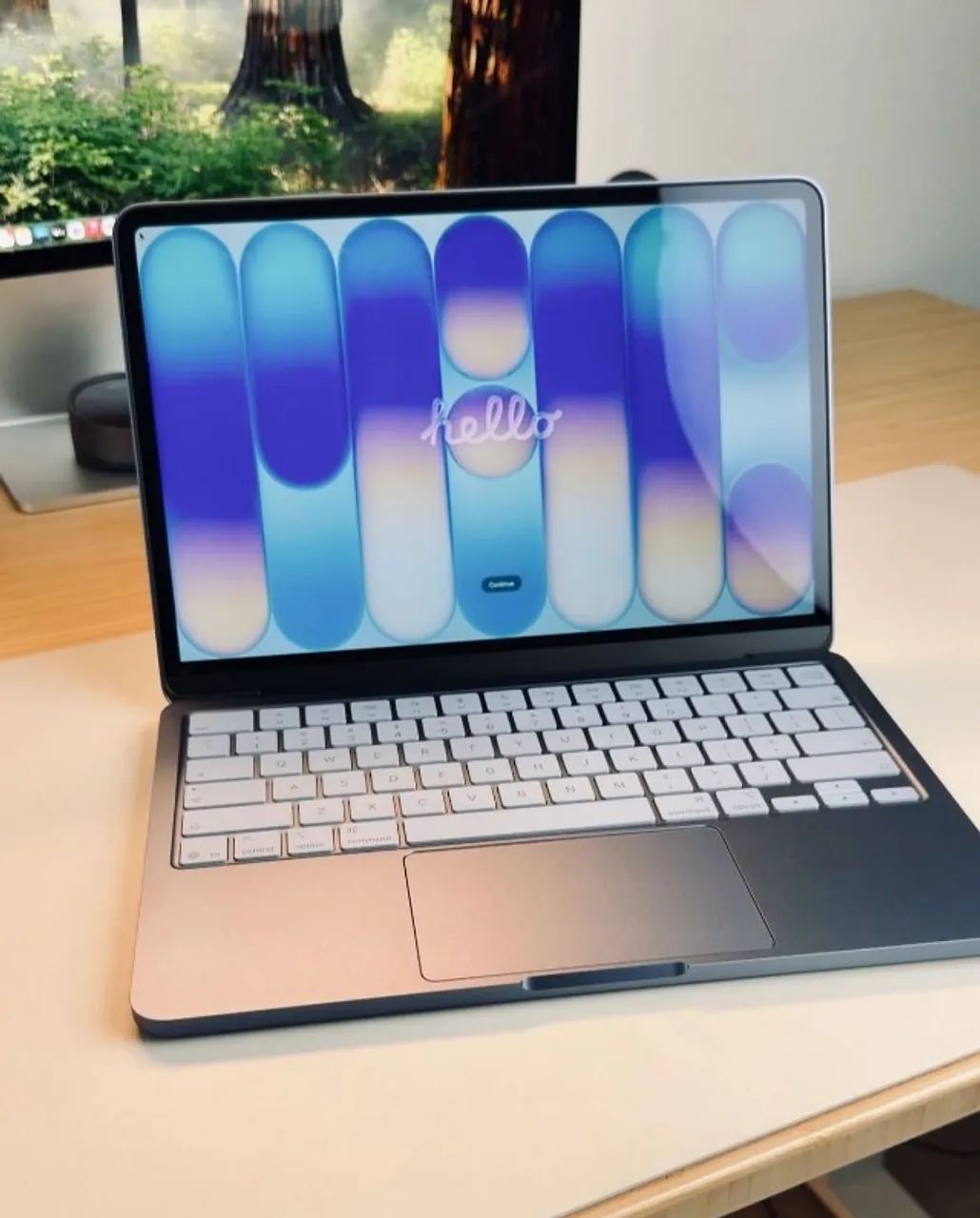 MacBook Neo 13