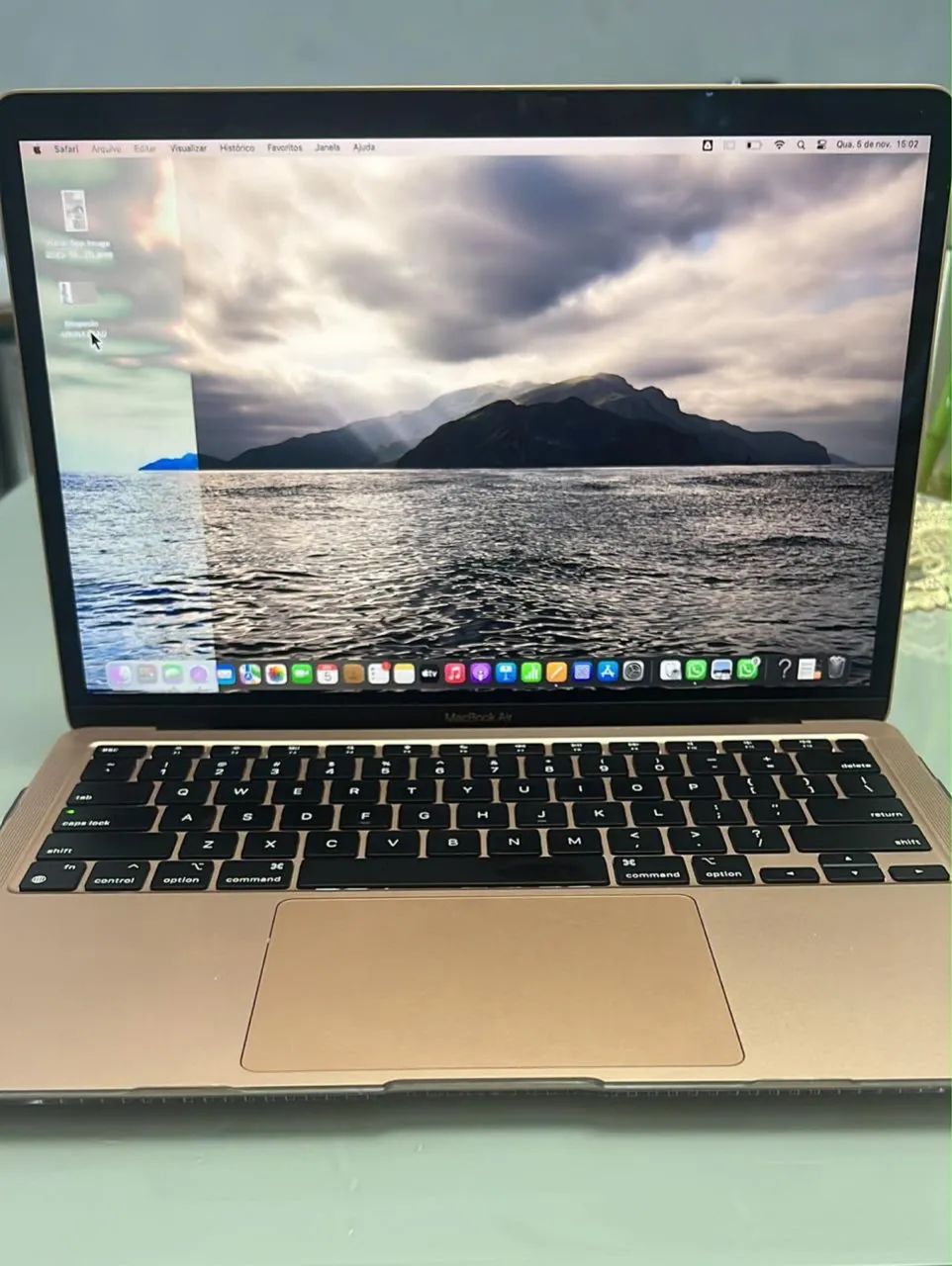 MacBook