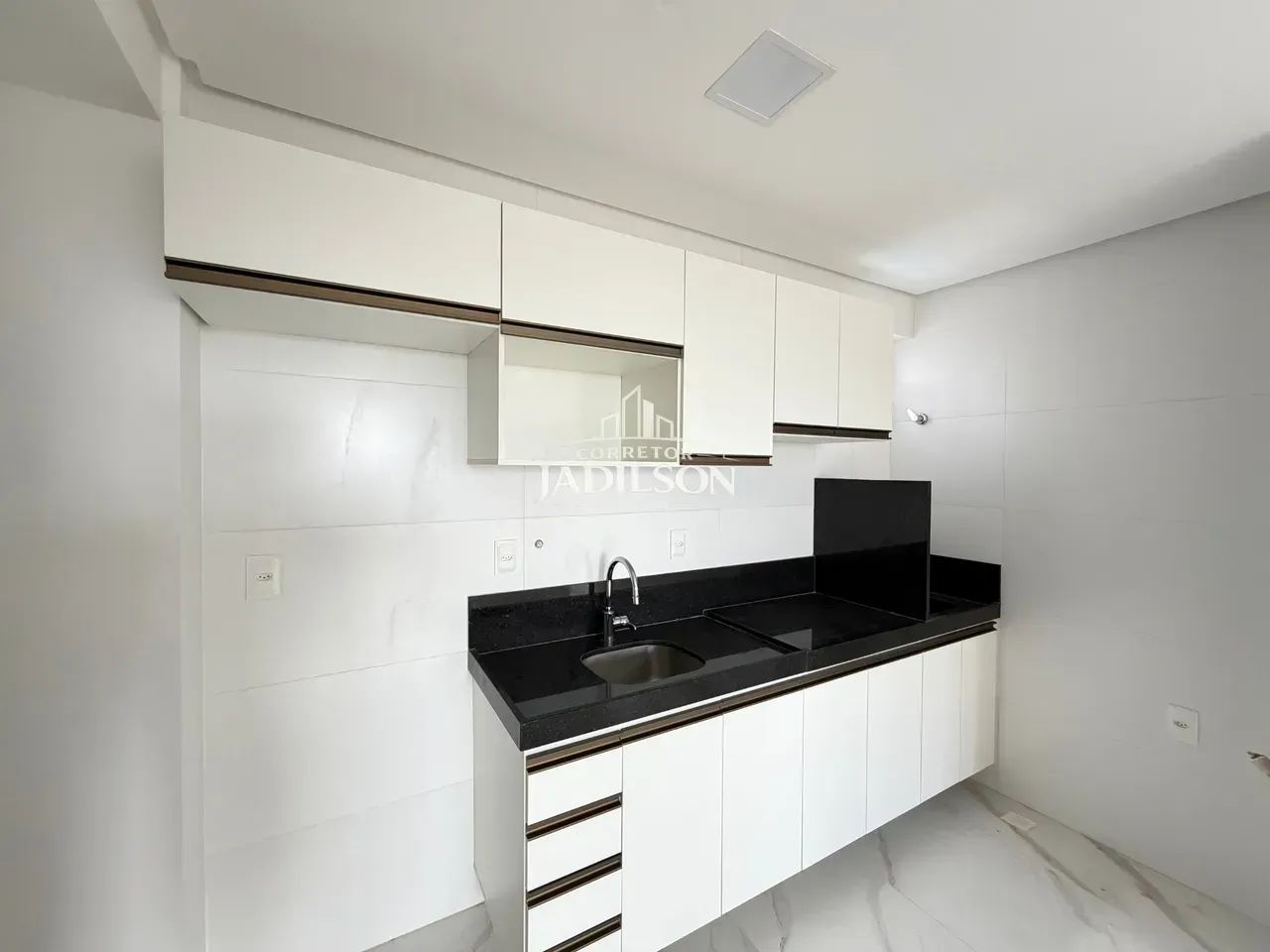 APARTAMENTO 2 QUARTOS NOVINHO EM TAMBAÚ - Foto 2