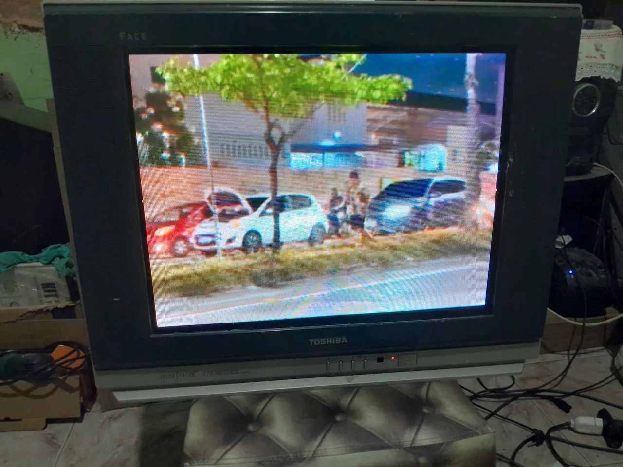 TV TOSHIBA 21 TELA PLANA  - Foto 2