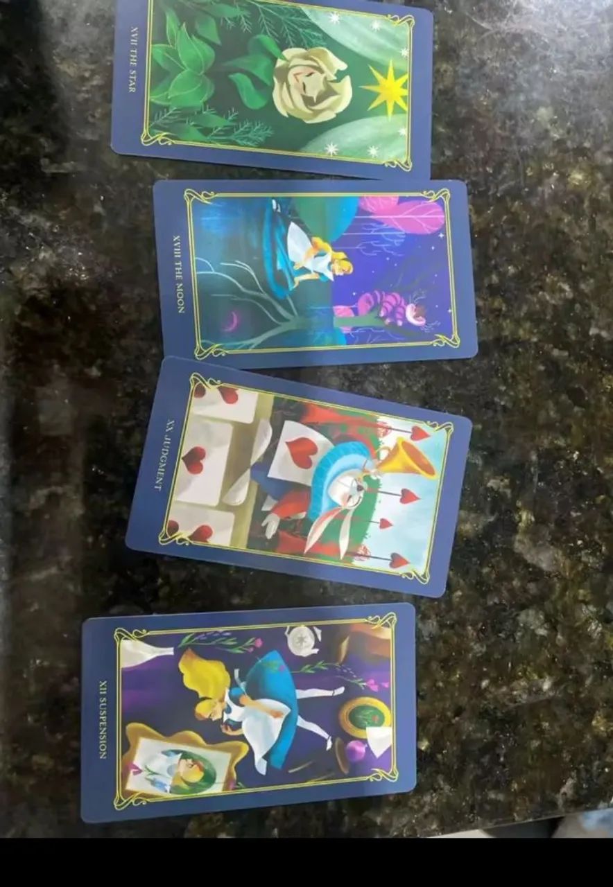 Deck Tarot Alice in Wonderland - 78 cartas em inglês  - Foto 3