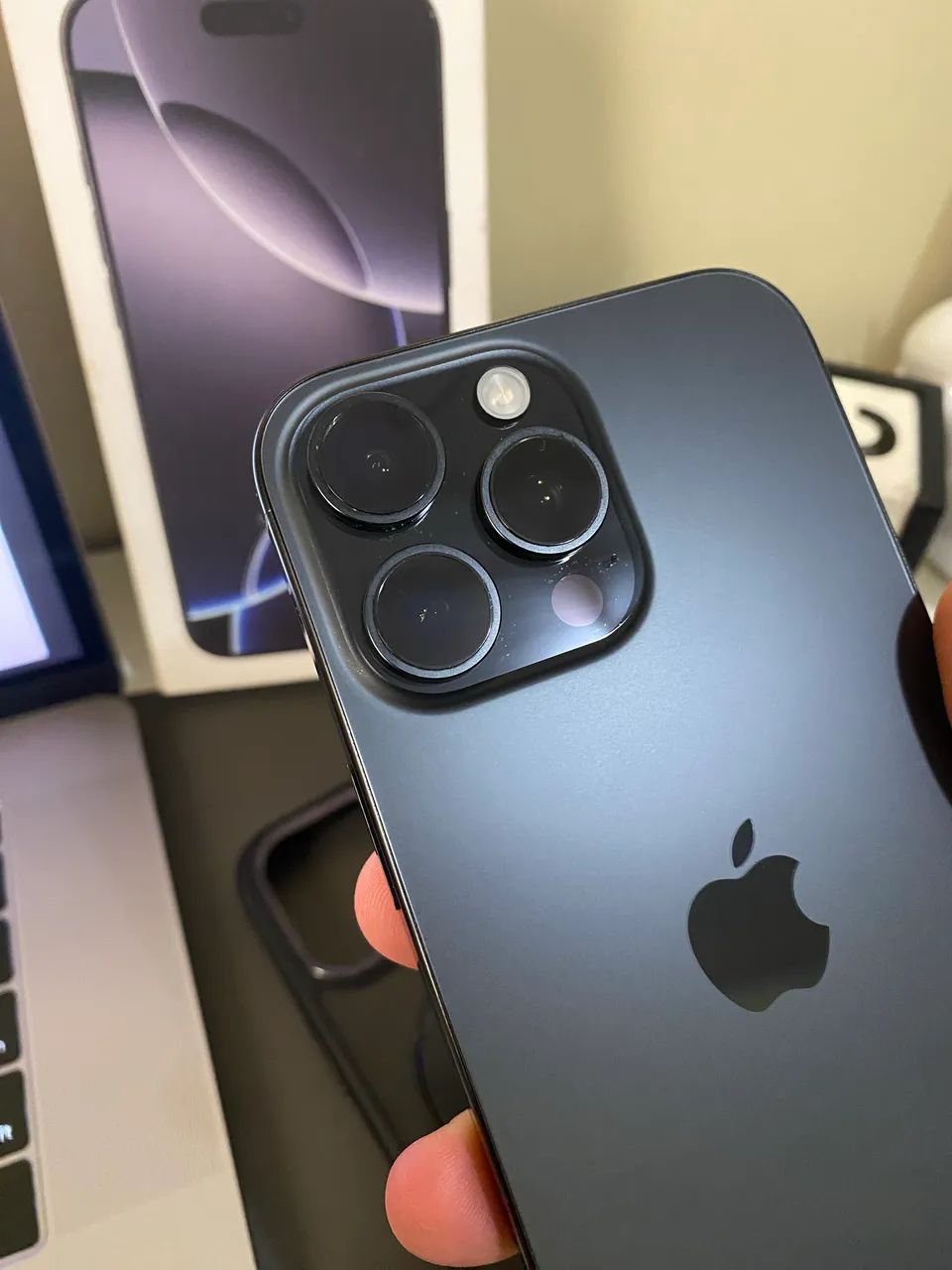 iPhone 16 Pro Max impecável  - Foto 5