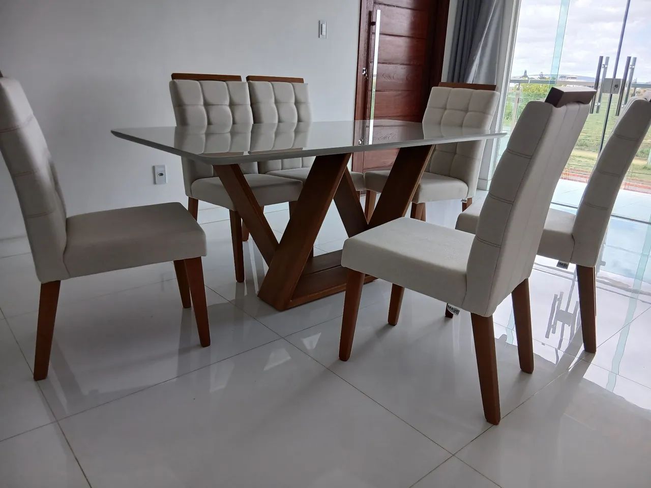 Mesa com 6 cadeiras nova - Foto 4