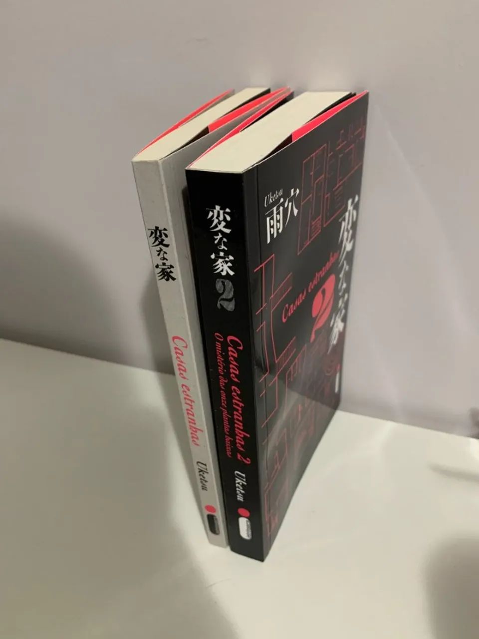 Livro Casas Estranhas 1 e 2 - Livros e revistas - Neópolis, Natal