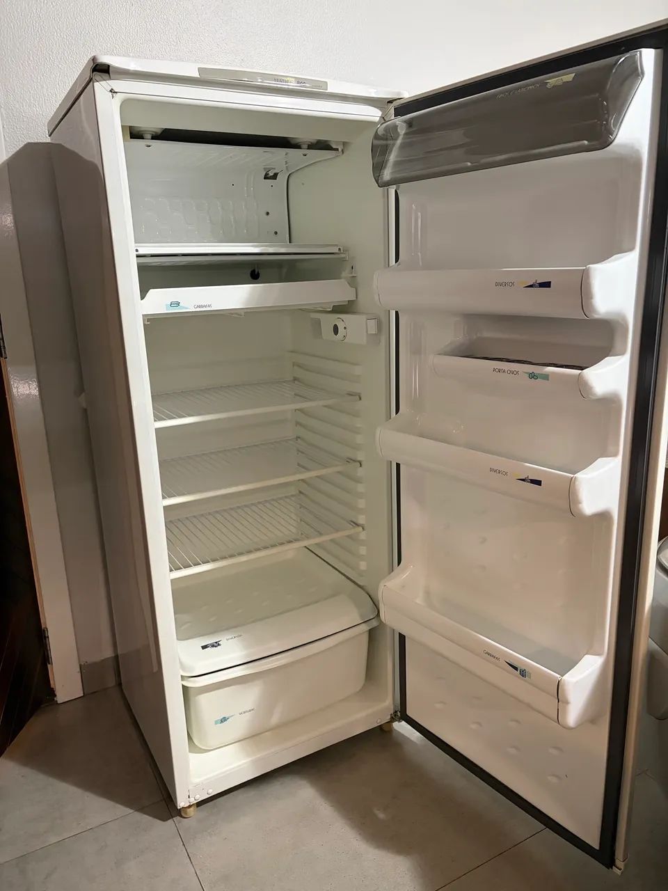 Geladeira Consul 300 - Foto 2