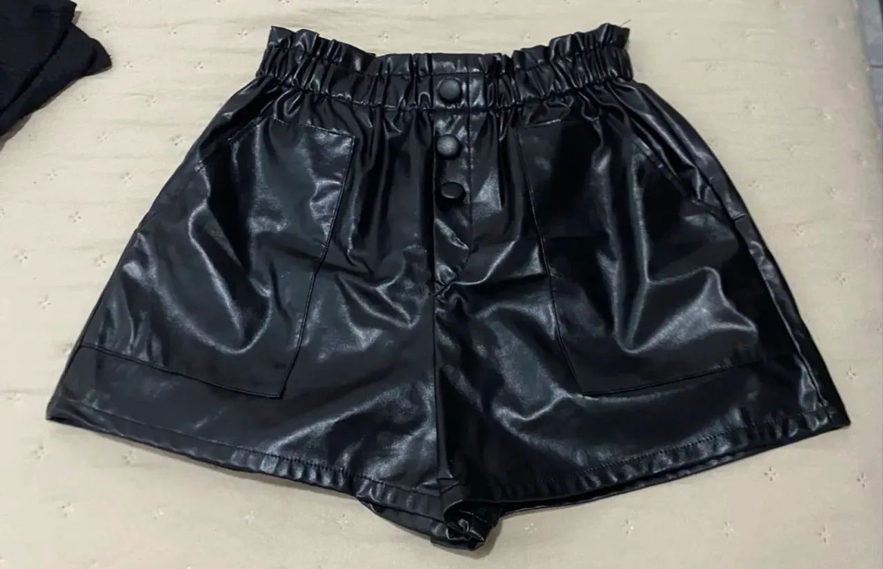 Short couro - Tamanho 34 - Foto 3