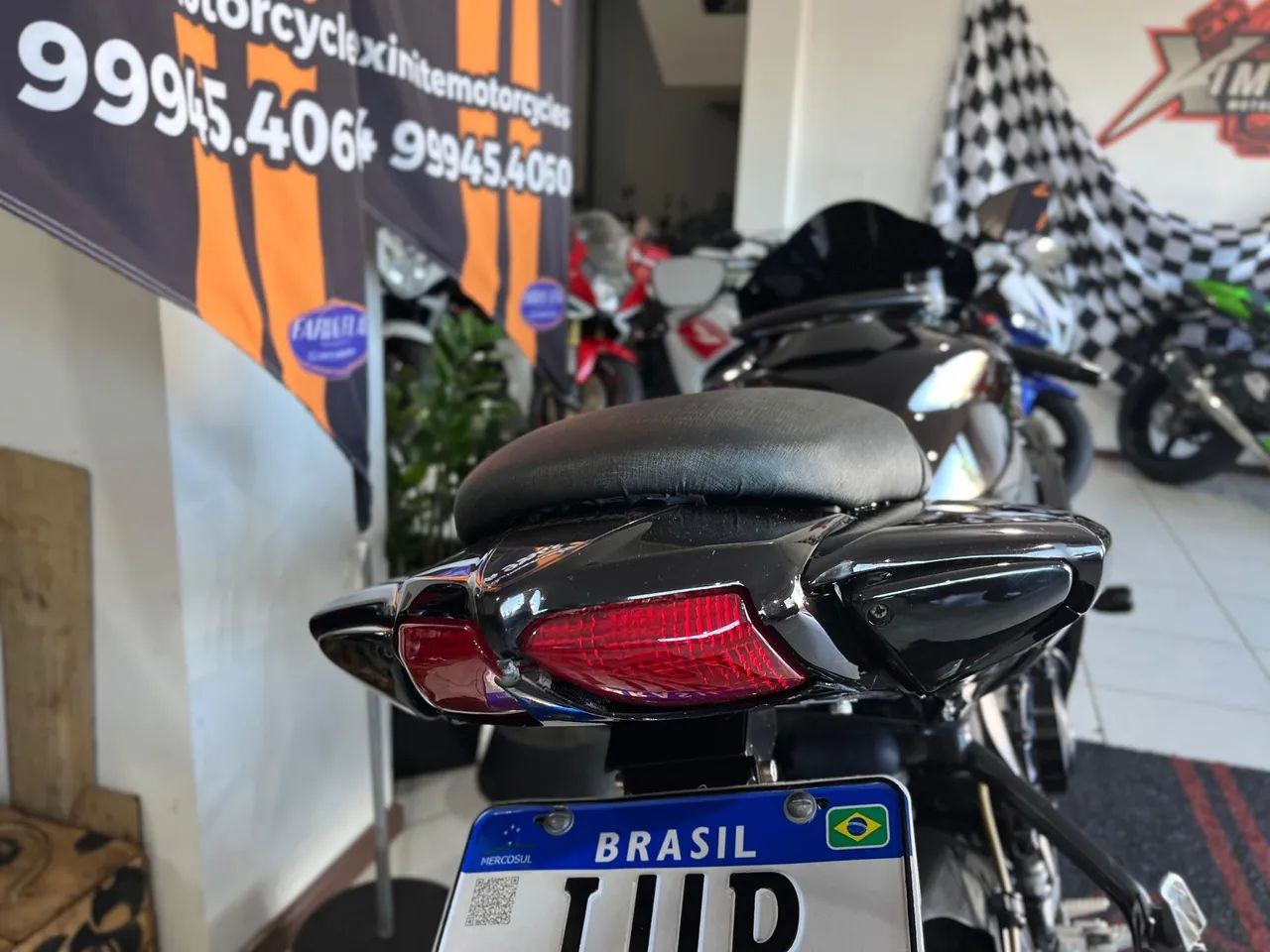 Suzuki 750 W Srad 2013 - 1481503963 | OLX