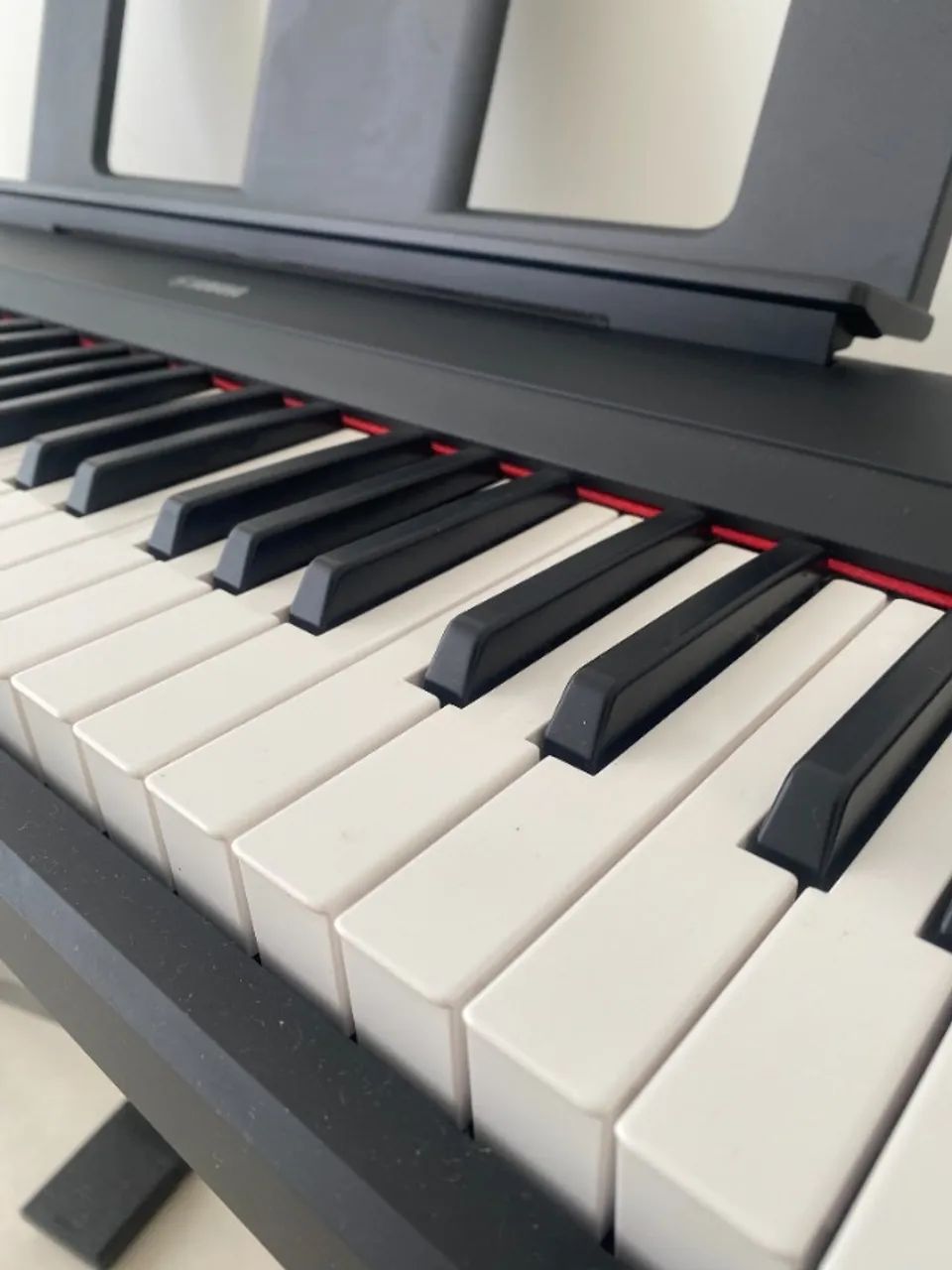 Yamaha NP-15 Piaggero Estado de Novo + Pedal Sustain