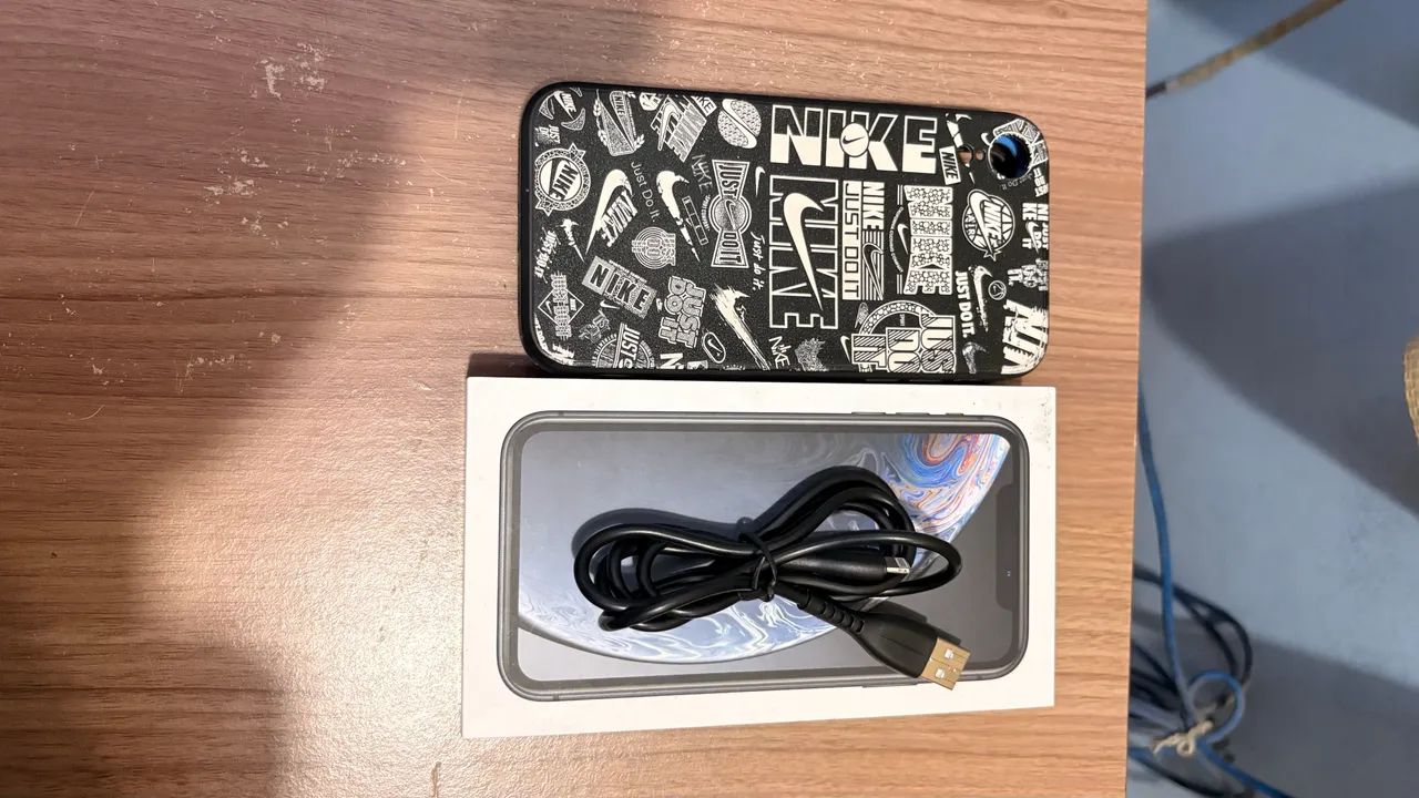 iPhone XR 64GB - Foto 2