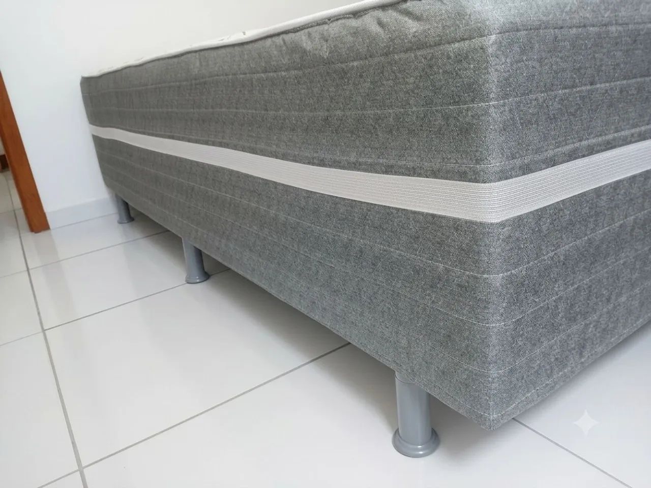 Cama de Solteiro Fênix - Muito Conservada - Foto 3