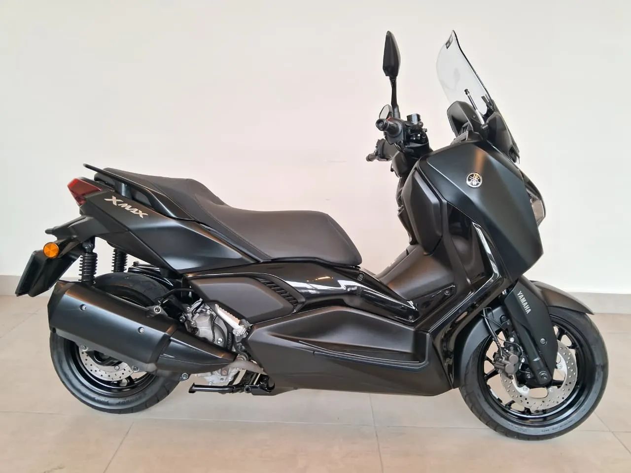 Yamaha XMAX 250 CONNECTED  - Foto 4