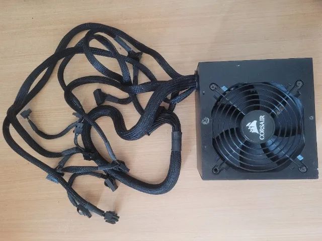 Fonte Corsair CX450