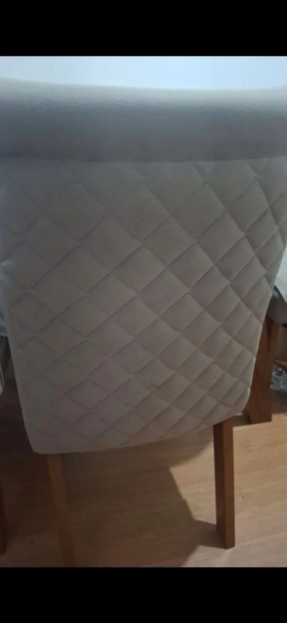 Mesa de luxo com 6 cadeiras seminova - Foto 4
