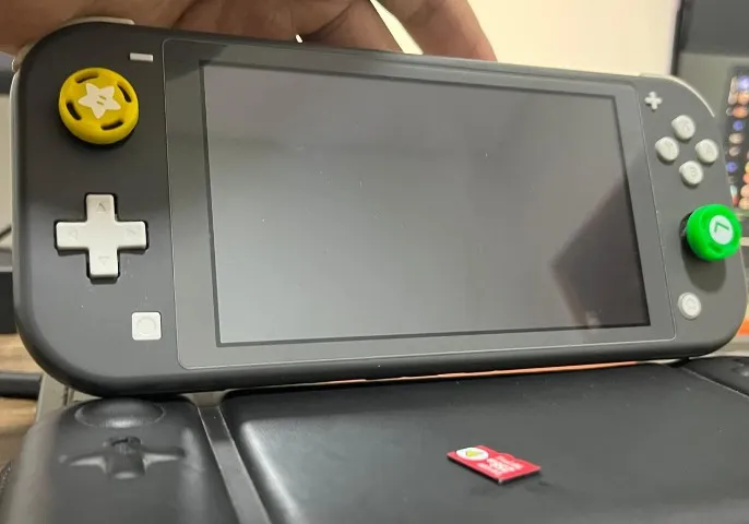 Nintendo Switch Lite, novo, na caixa - Consoles de Vídeo Game