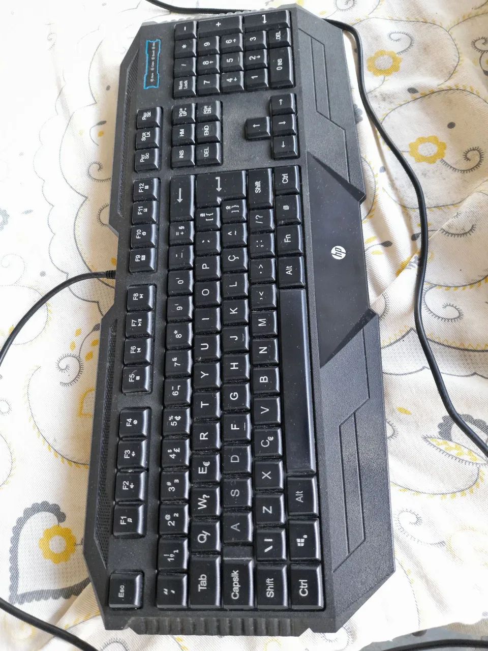 Teclado gamer HP K110
