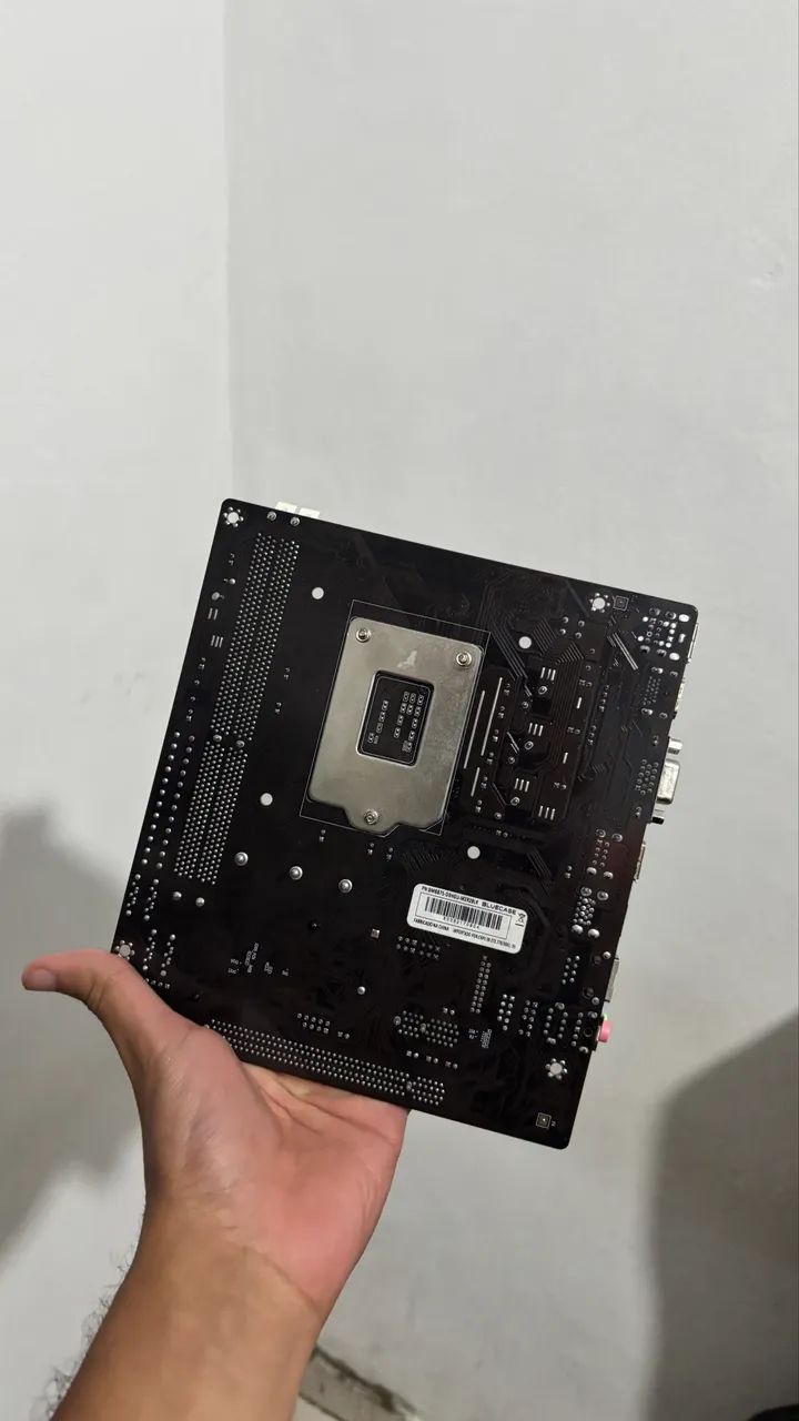 Placa mãe h61 bluecase - Foto 2