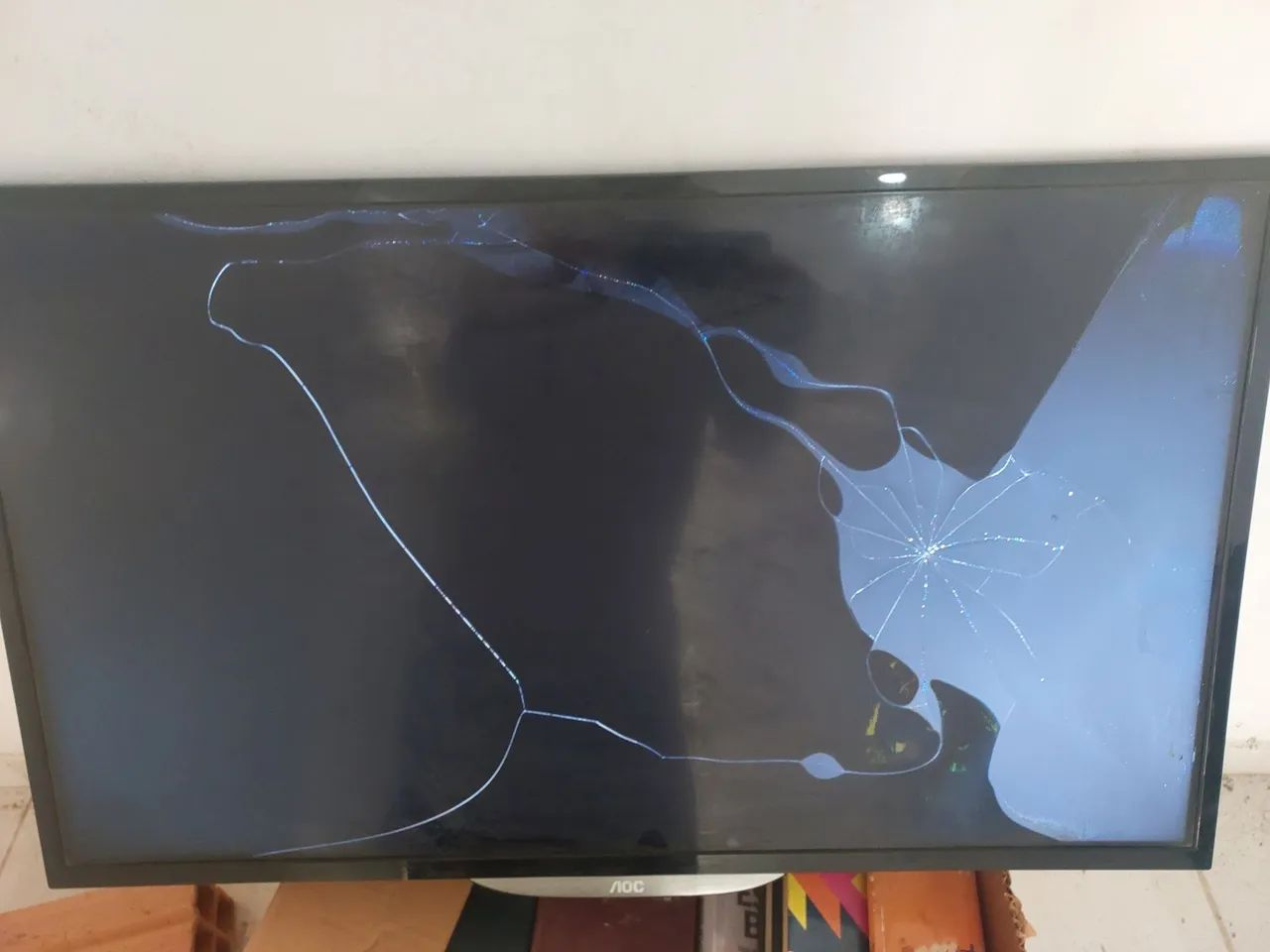TV DE LED AOC 32 POLEGADAS  - Foto 2
