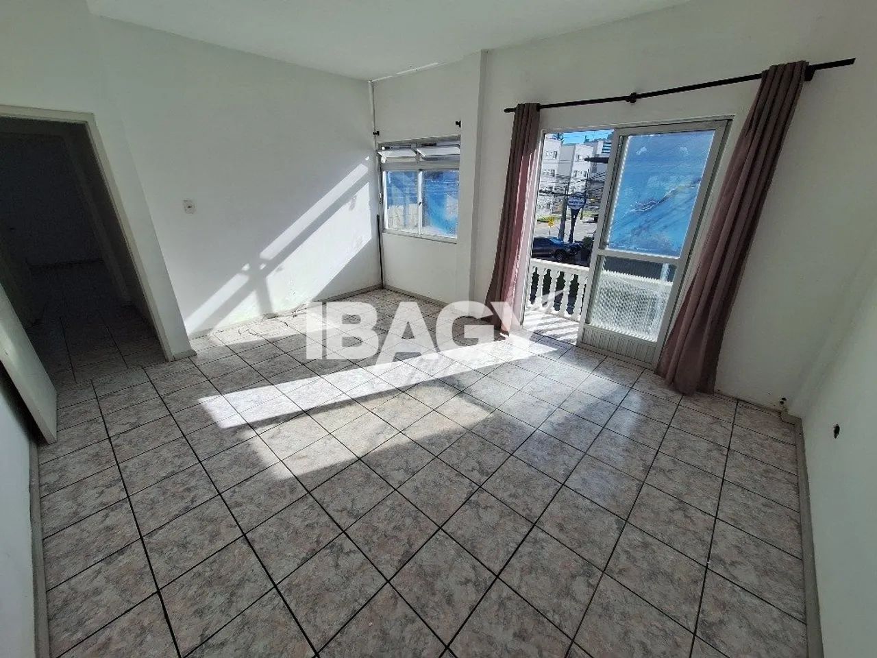 Excelente Apartamento 3 dormitório(s) em Kobrasol - São José - Foto 2