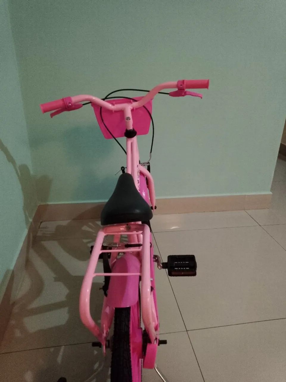Bicicleta infantil rosa - Foto 4