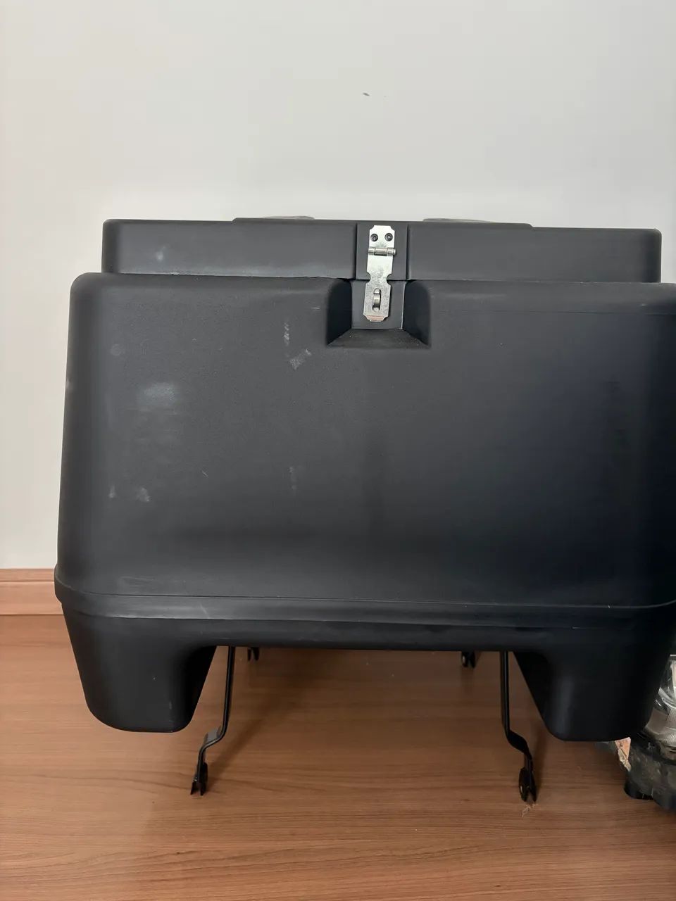 Baú 80 litros titan 160