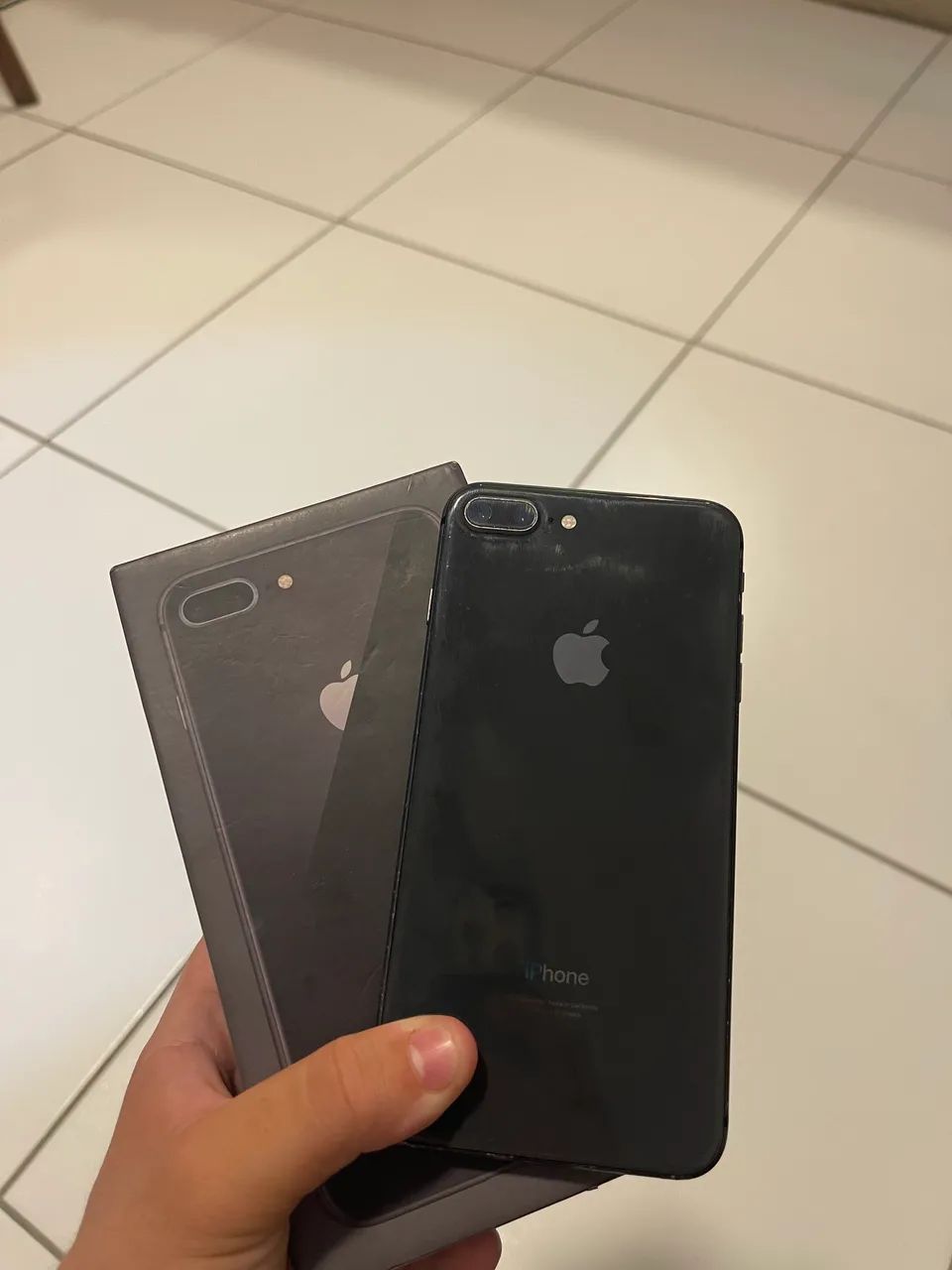iPhone 8 Plus 