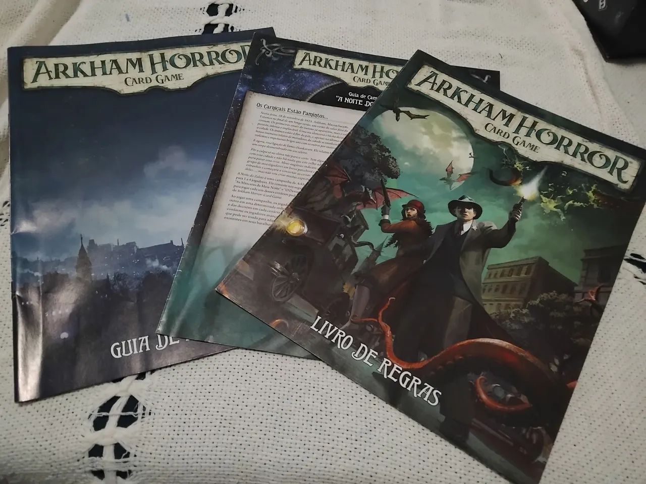 Arkham Horror Card Game - edição revisada - Foto 2