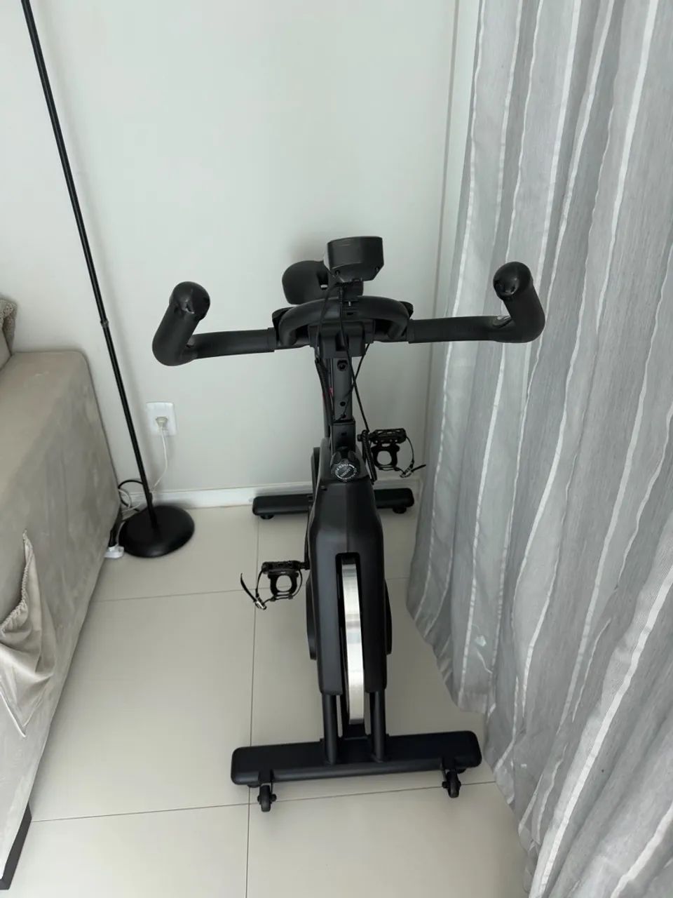Vende-se Bicicleta Ergométrica Spinning Magnética Gallant Elite X - Foto 2