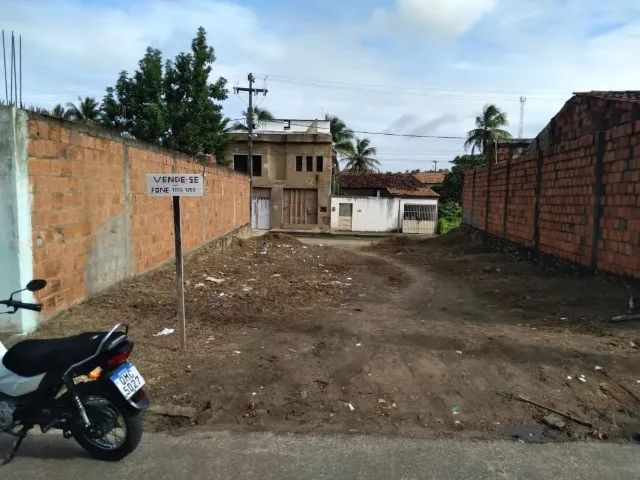 Terreno medindo 8x22