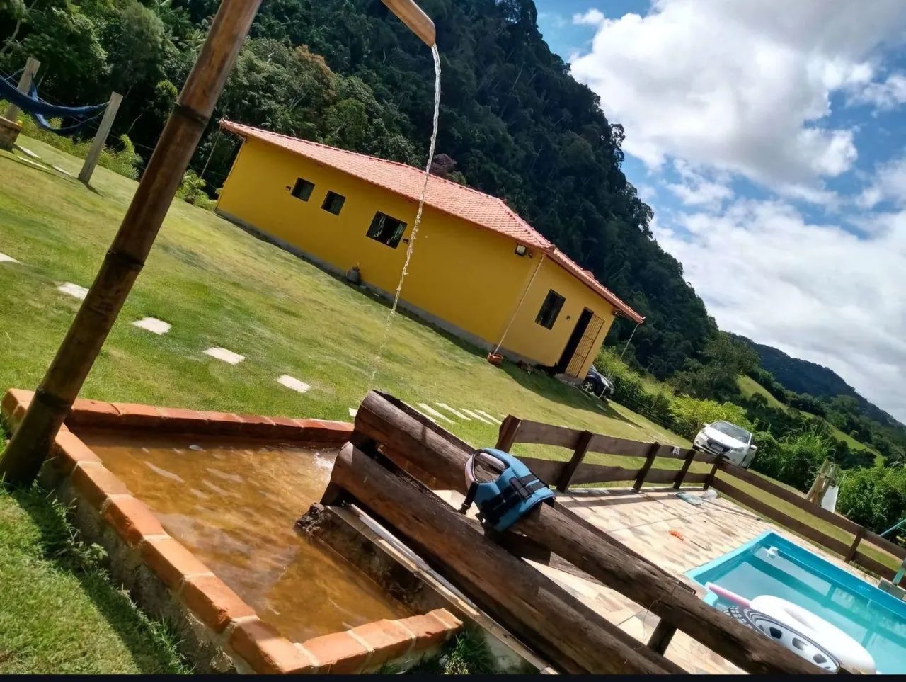 Vendo Chácara extremamente linda e bem cuidada.