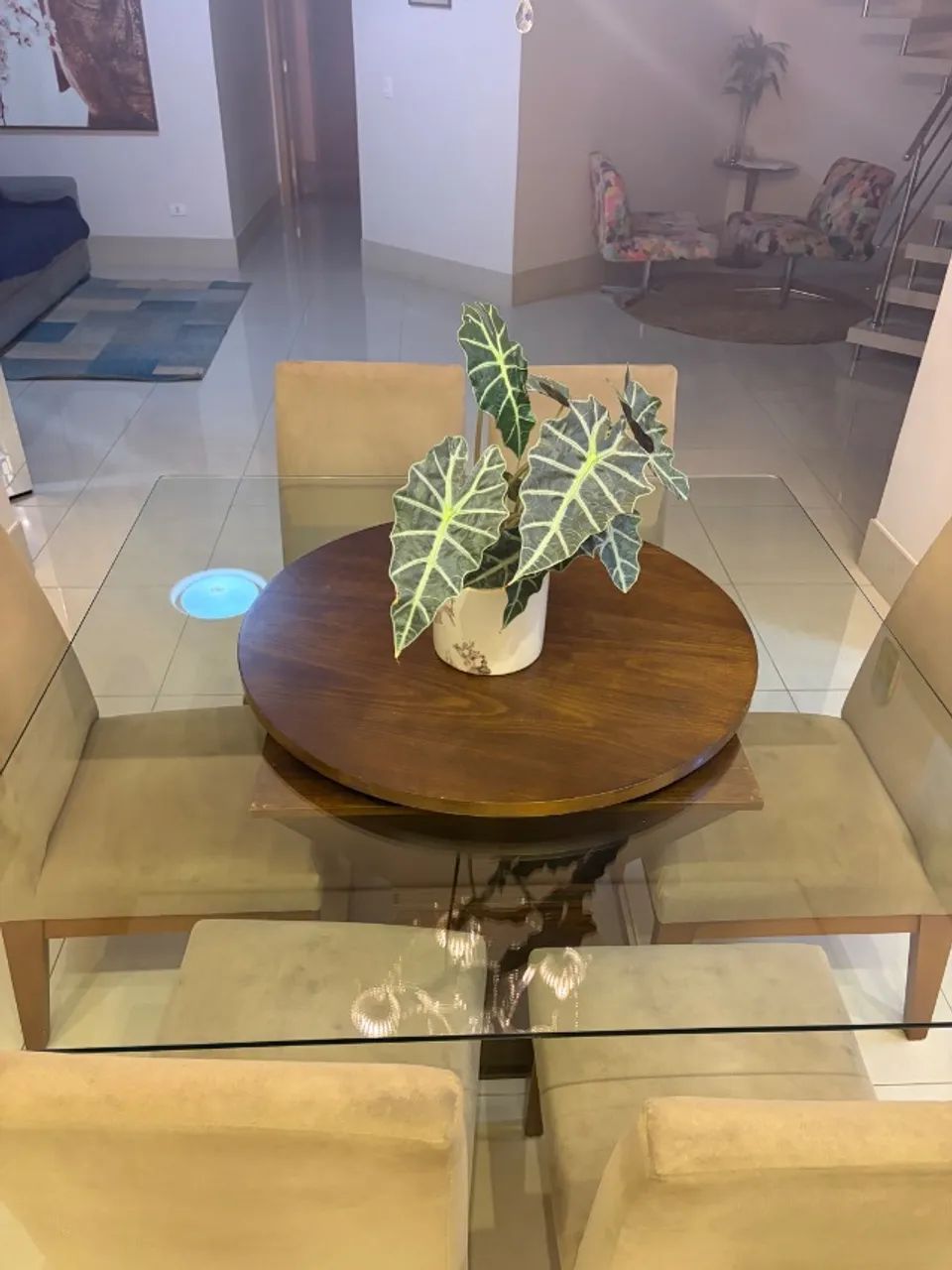 Mesa de jantar quadrada 8 lugares