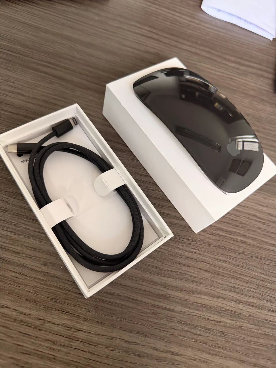 Mouse Apple Magic 2 A1657 cinza-espacial - Foto 3