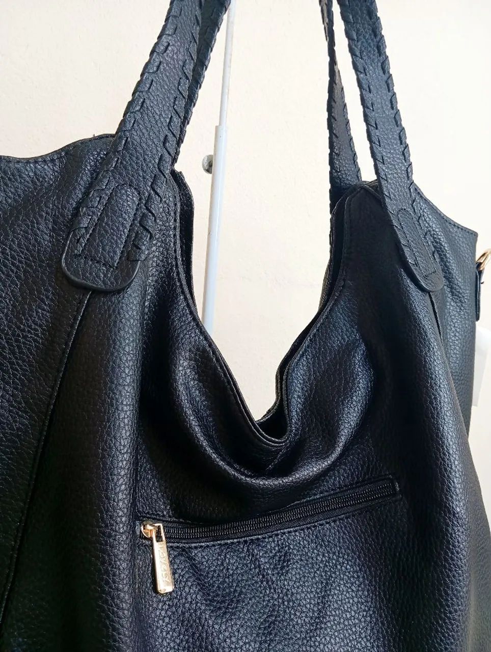 Bolsa GG Feminina Preta Cabe Notebook  - Foto 4