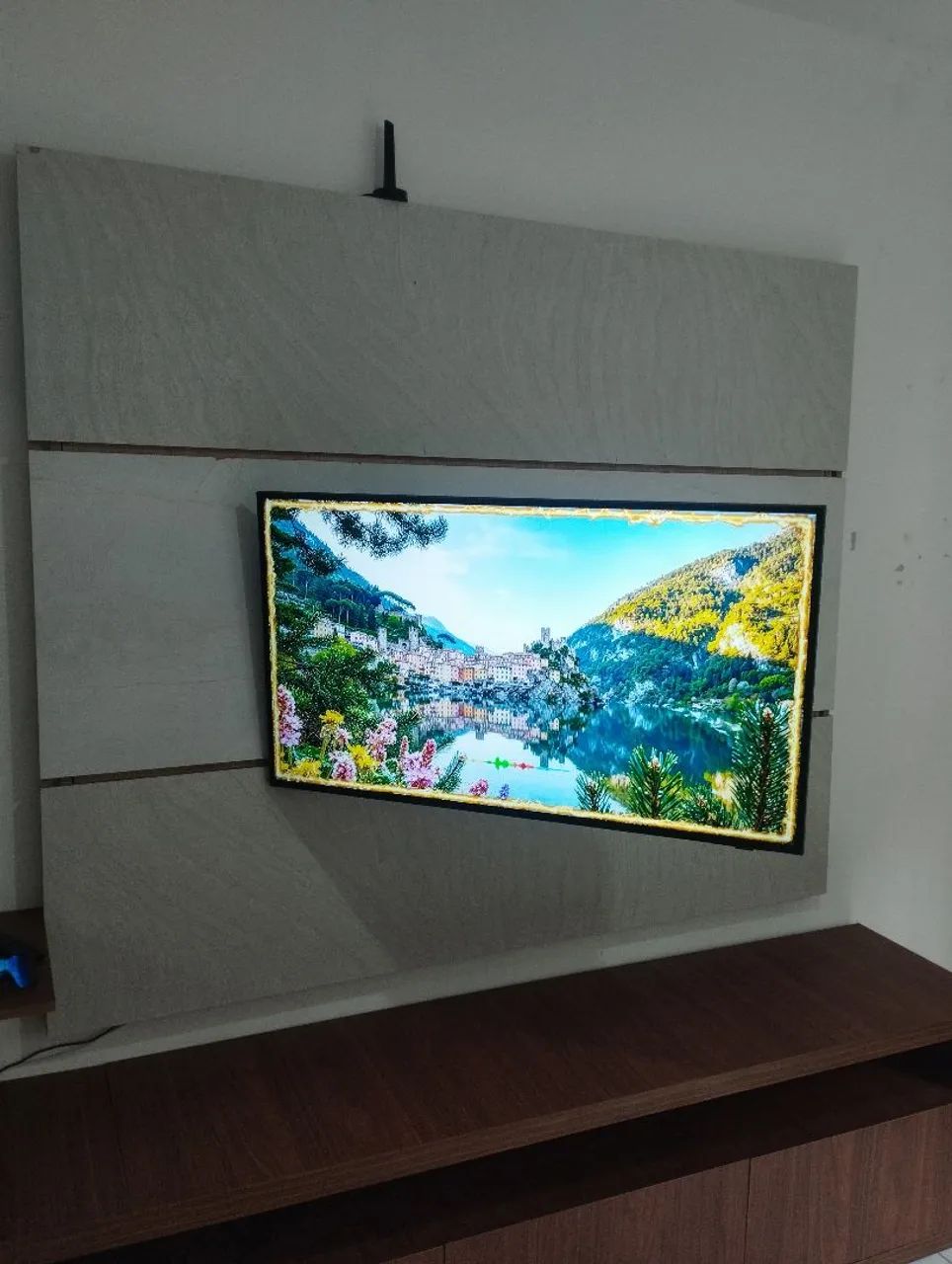 Tv nova com controle de Xbox no precinho