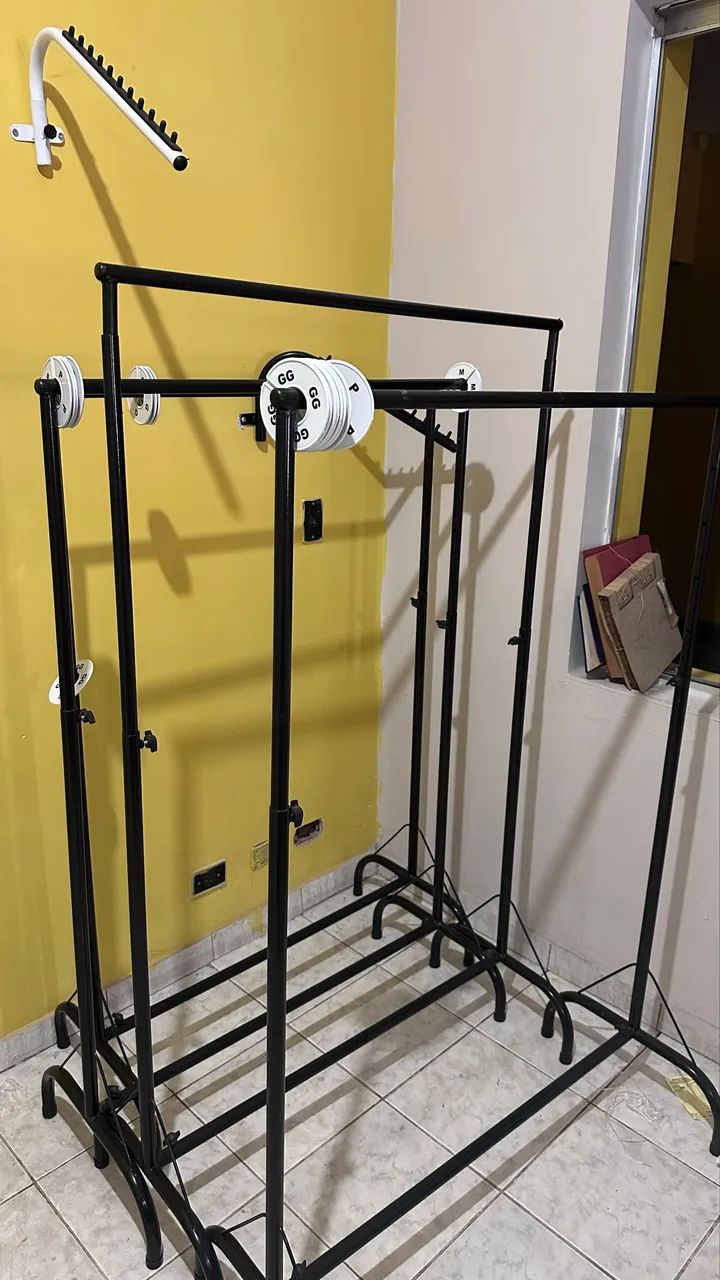 Araras e Cabides - Foto 2