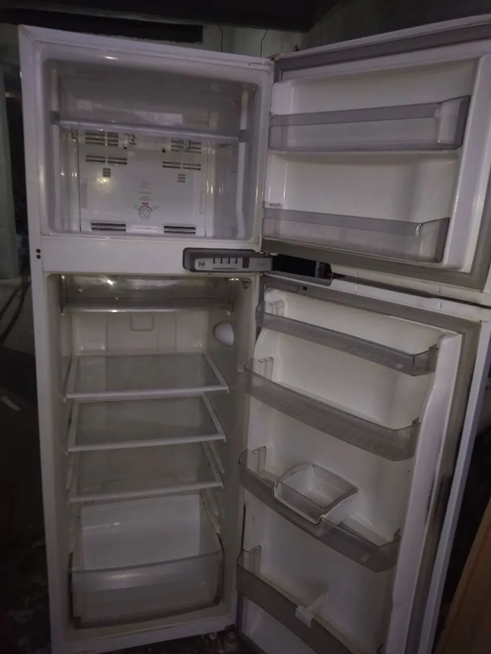 REFRIGERADOR BRASTEMP FROSFREE GELANDO CERTINHO, ? - Foto 2
