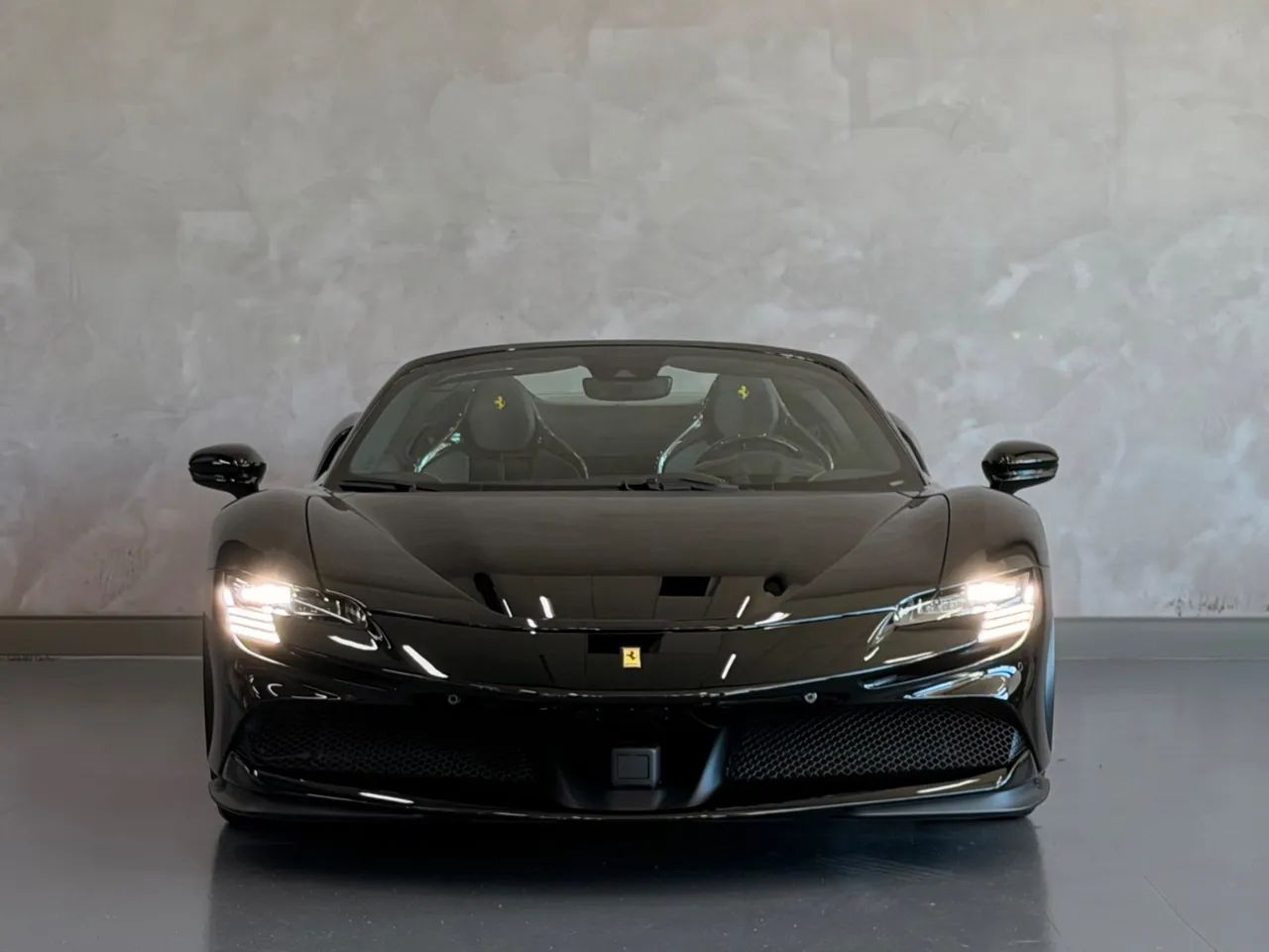 Ferrari SF 90 SPIDER 4.0 V8 Bi-Turbo (Híbrido), foto 8 de 20