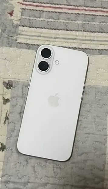 iPhone 16 (256GB) - Foto 2