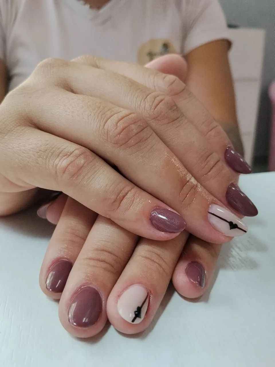 Unhas clássicas e extensão. - Foto 2