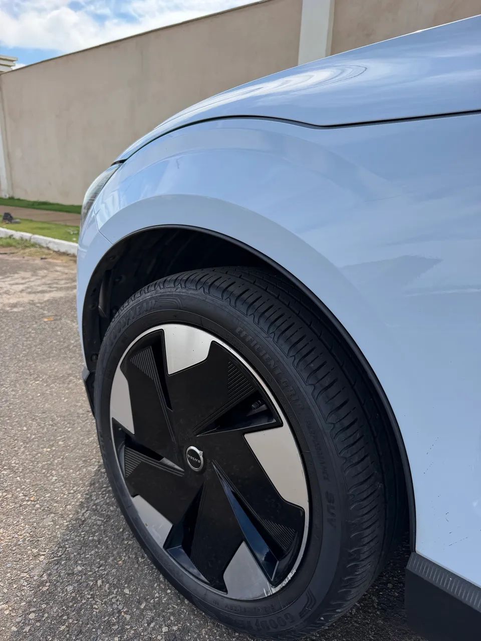 Volvo EX30 E60 Plus (elétrico) 2024 - Foto 2