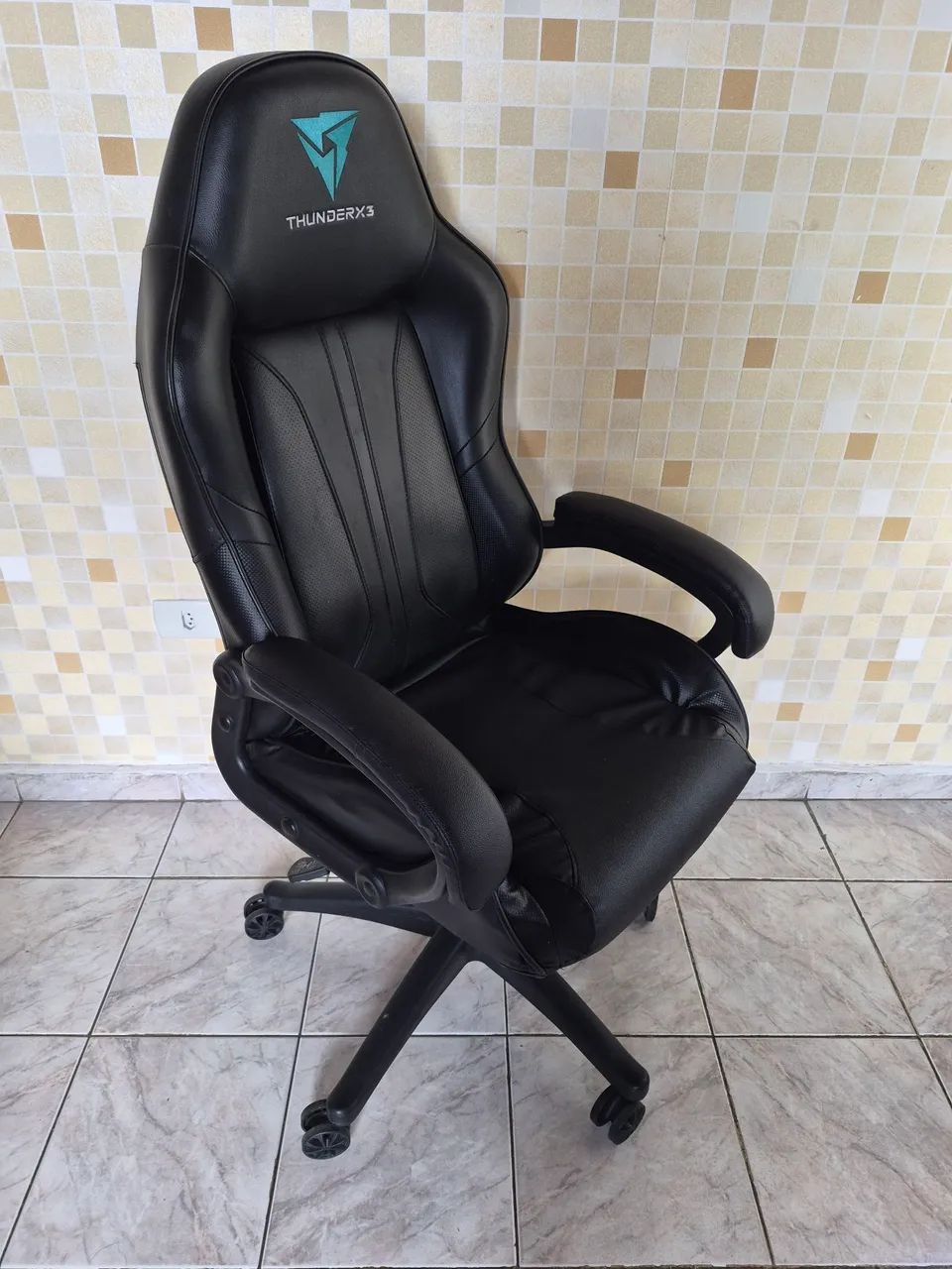 Cadeira Gamer Thunder X3 