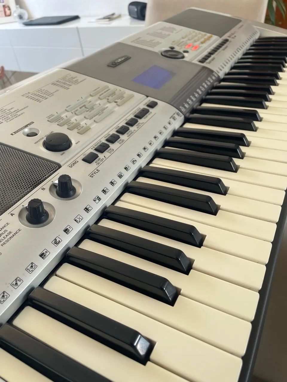 Teclado Yamaha PSRE 403 - Foto 4