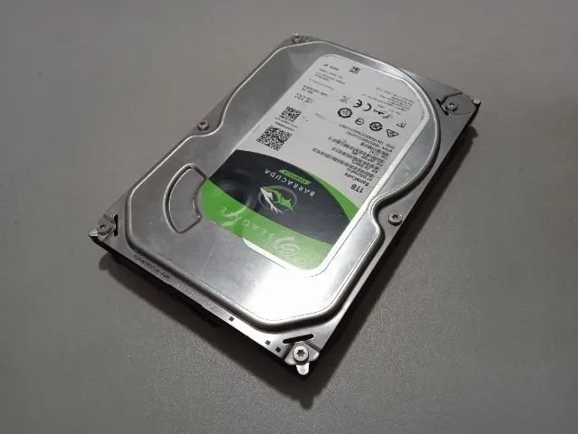HD Seagate ST1000DM010 Sata 1TB PC (3.5)